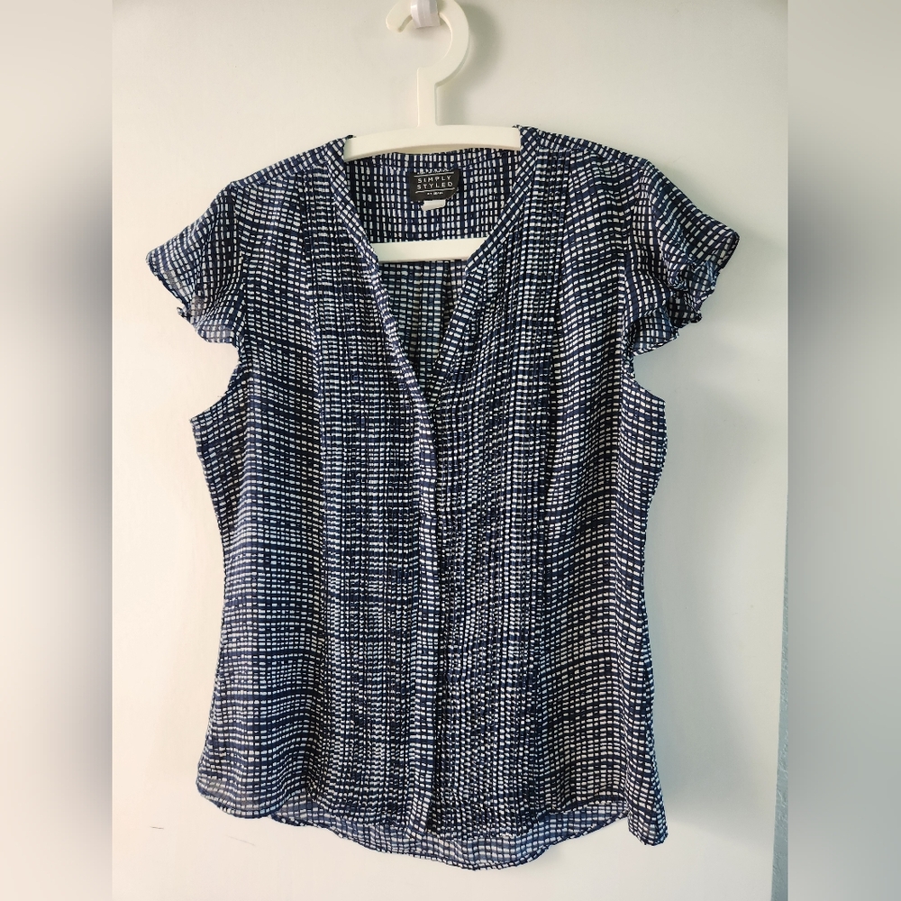 💕2 For $20💕 Blue Fitted Cap Sleeve Blouse